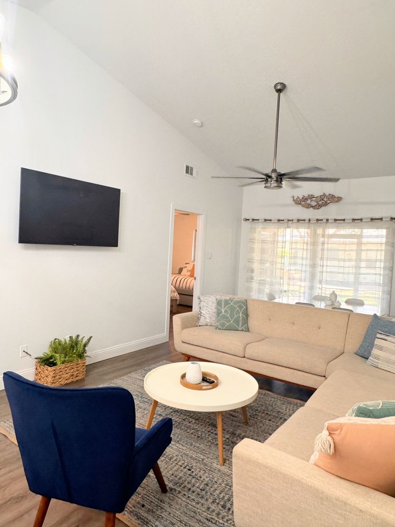 Welcome To Your Dream Home In The Heart Of Largo – photo 3