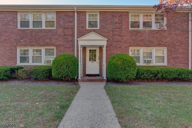 255 Bogert Road – photo 2