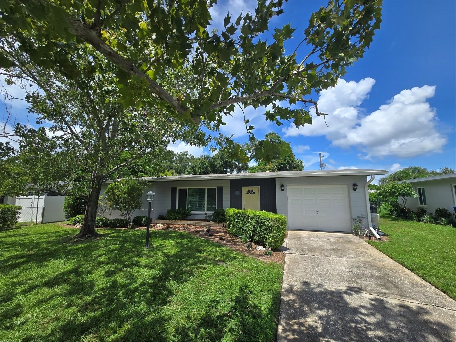 5116 13TH AVENUE Drive W – photo 1