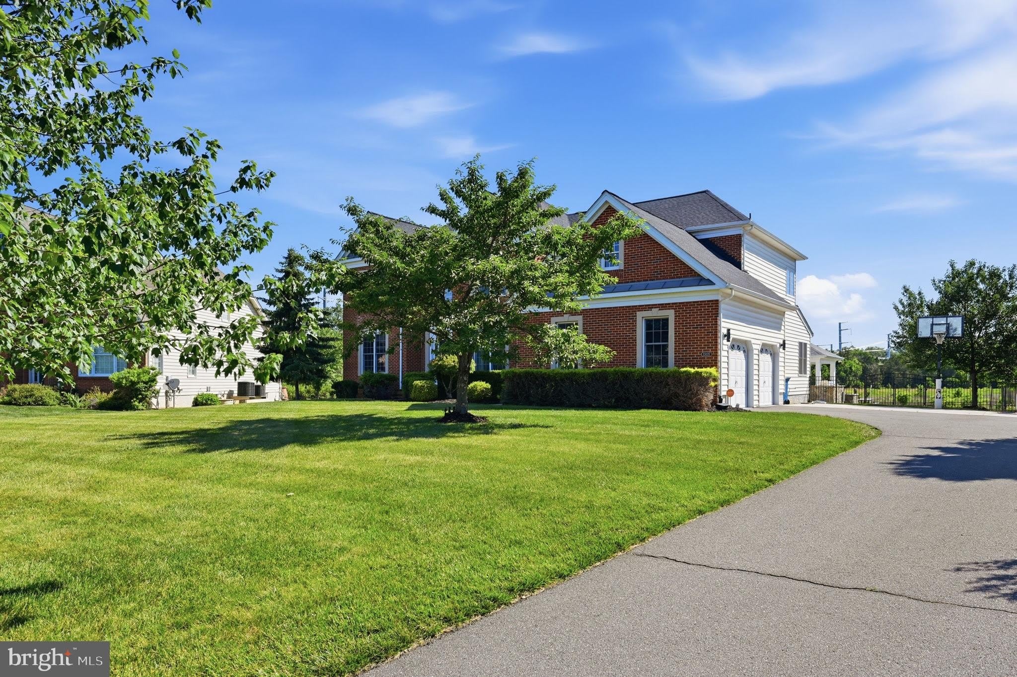 23222 HEMMINGFORD Circle – photo 3