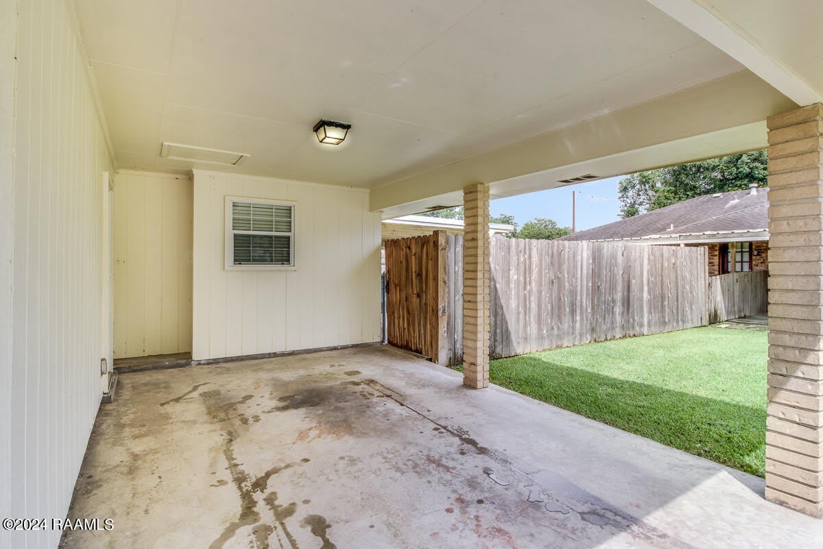 303 Gerald Drive – photo 4