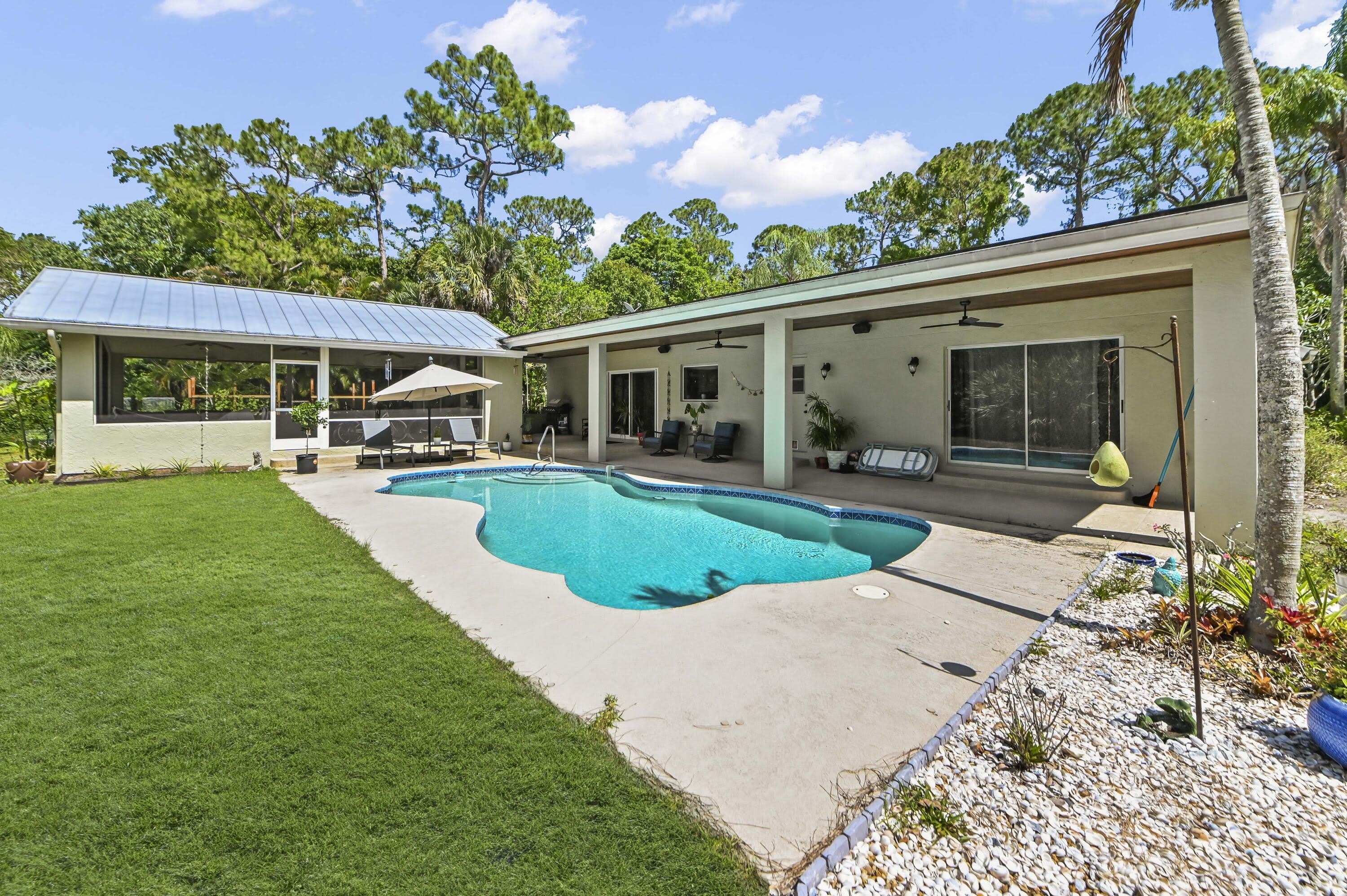 12369 157th Street N – photo 4