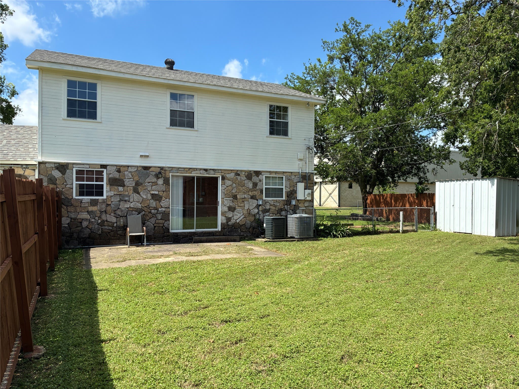 406 N Denny Street – photo 3
