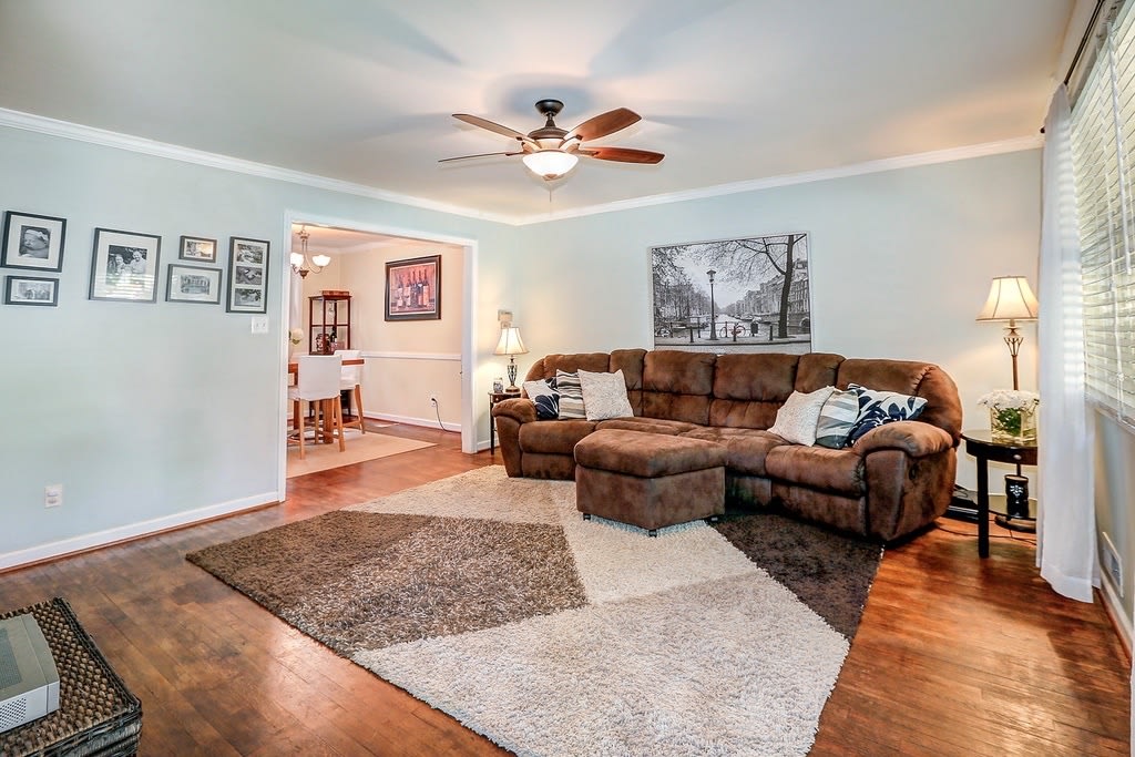 Spacious 3 Br 2 Ba Split Level In Ideally Located Close In Rockville – photo 3