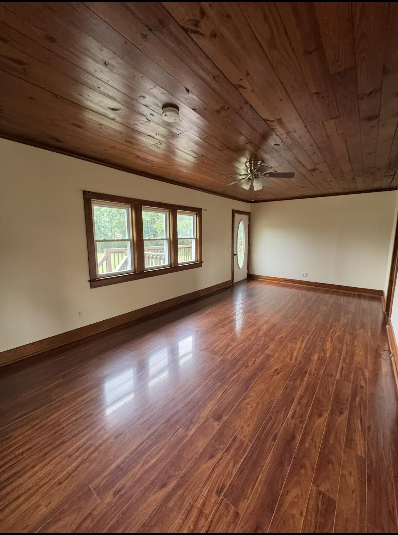 2210 Happy Hollow Road – photo 3
