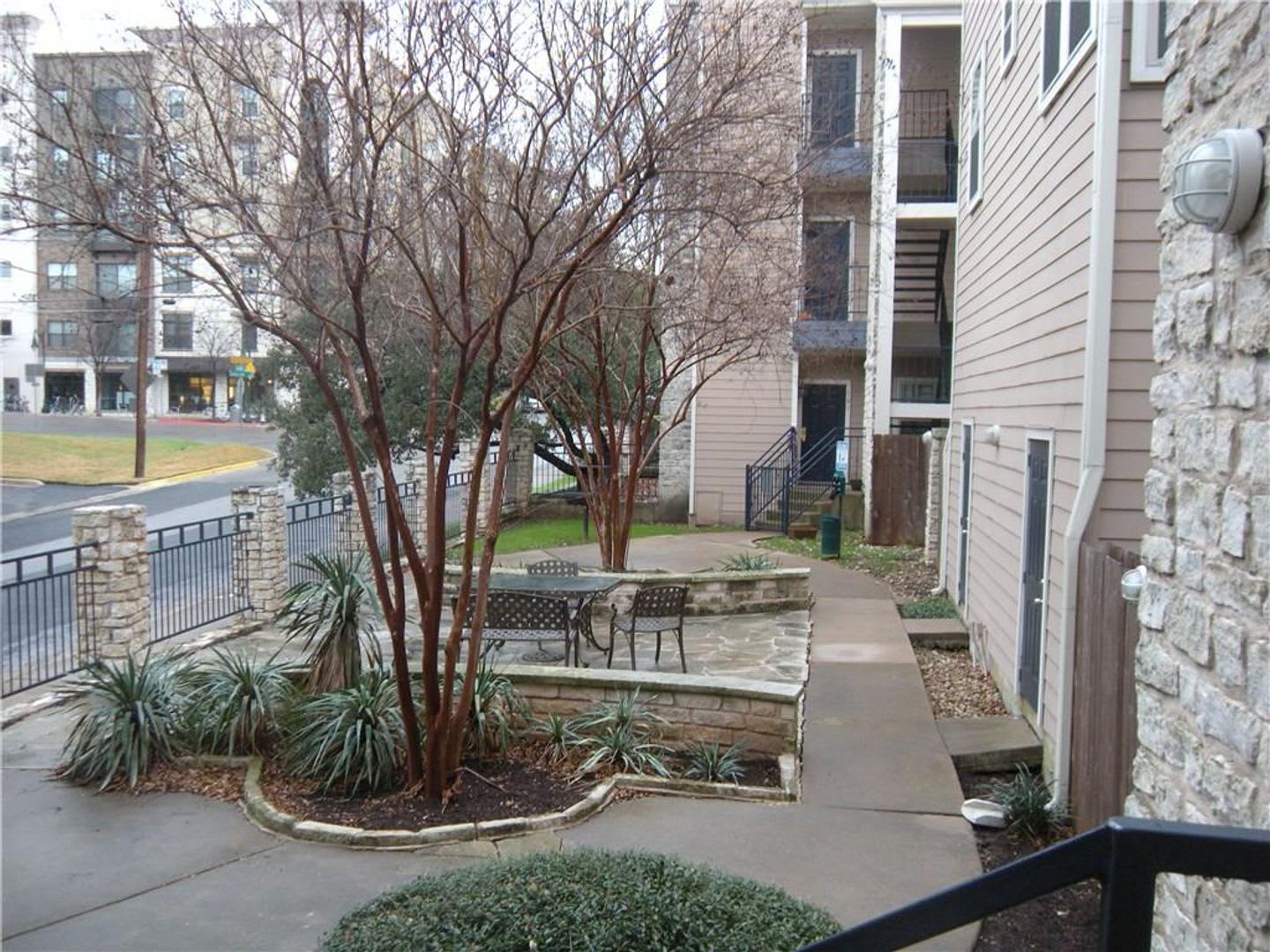 Winchester on West Campus – photo 2