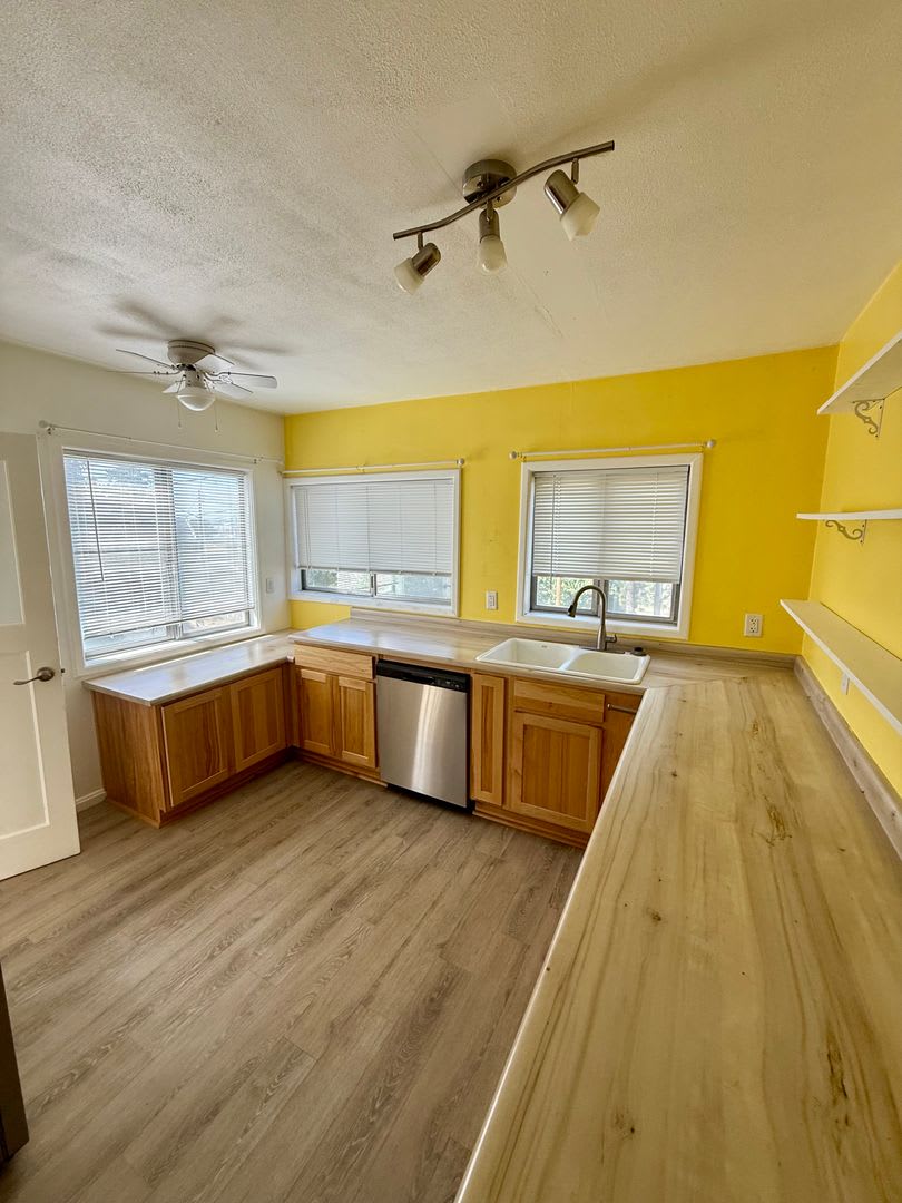 Spacious 3-Bedroom, 2-Bath Home with Bonus Living Space – photo 2