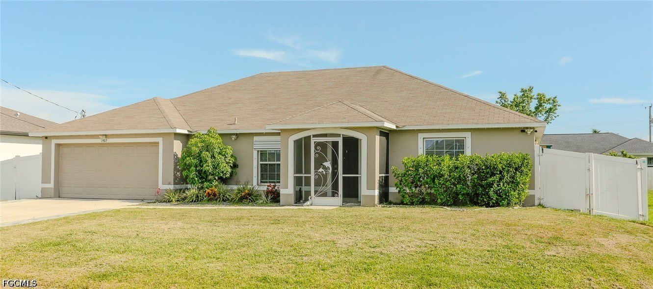 1902 SW 26th Street – photo 1