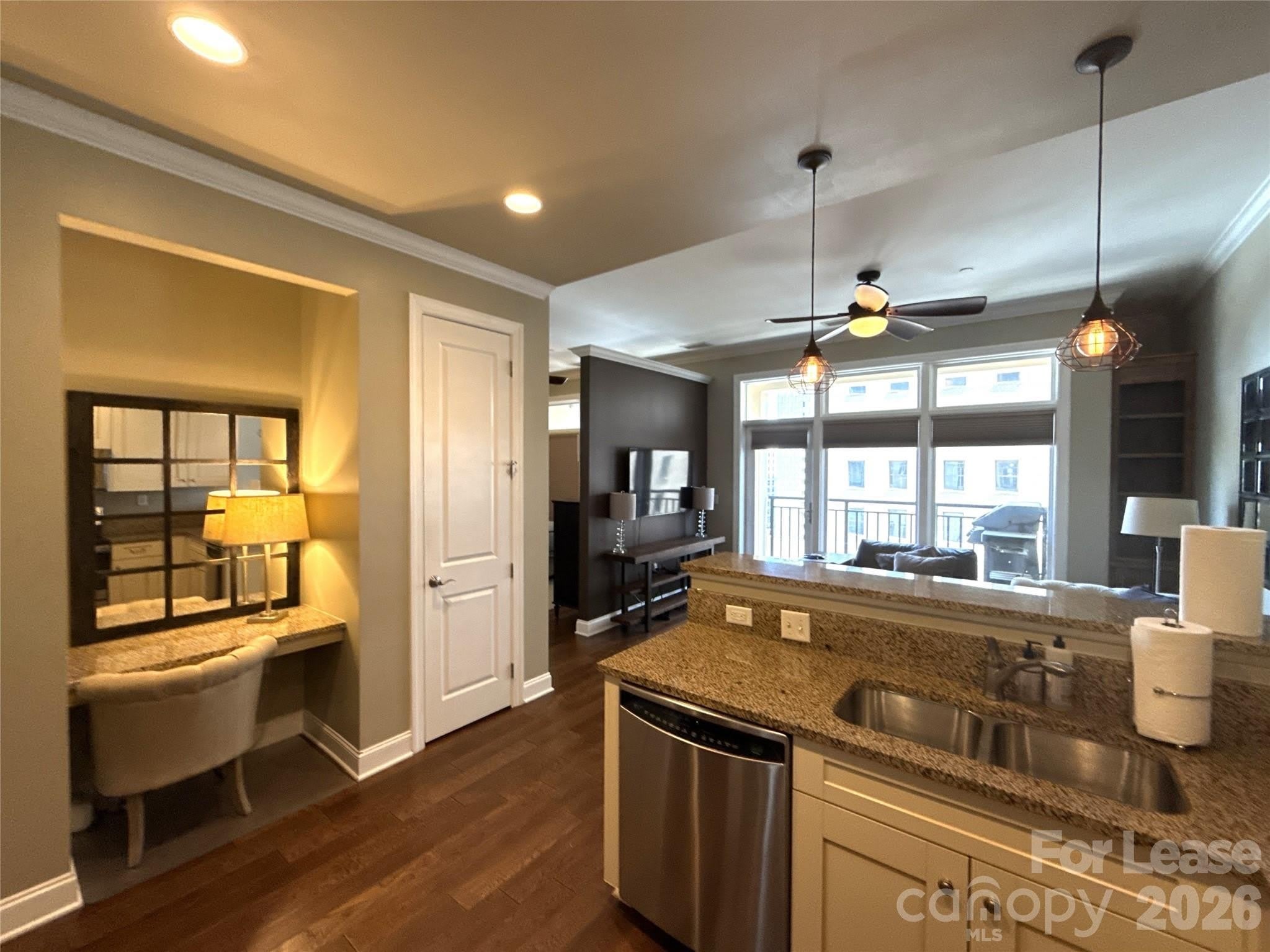 230 S Tryon Street – photo 4