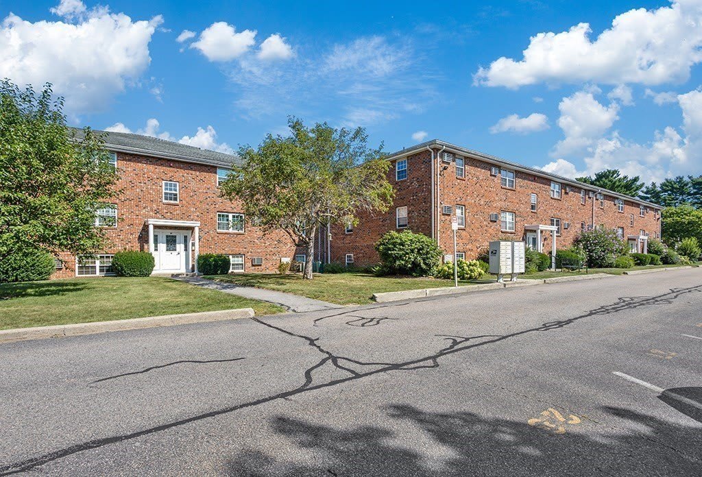 91 Pleasant St – photo 2