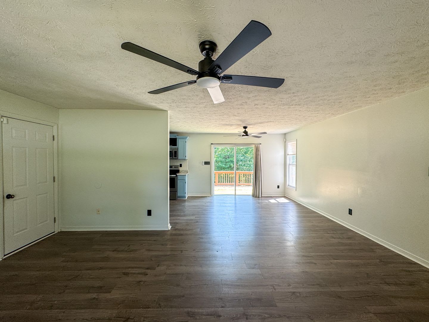 Cute 3 Bed 2 Bath Home in Fayetteville – photo 4