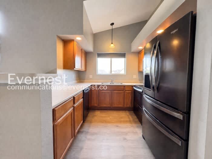 18761 East Water Drive – photo 4