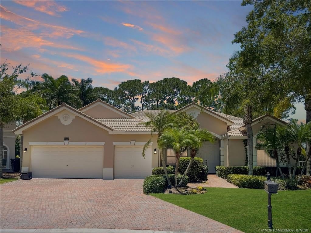 2662 SW Newberry Court – photo 1