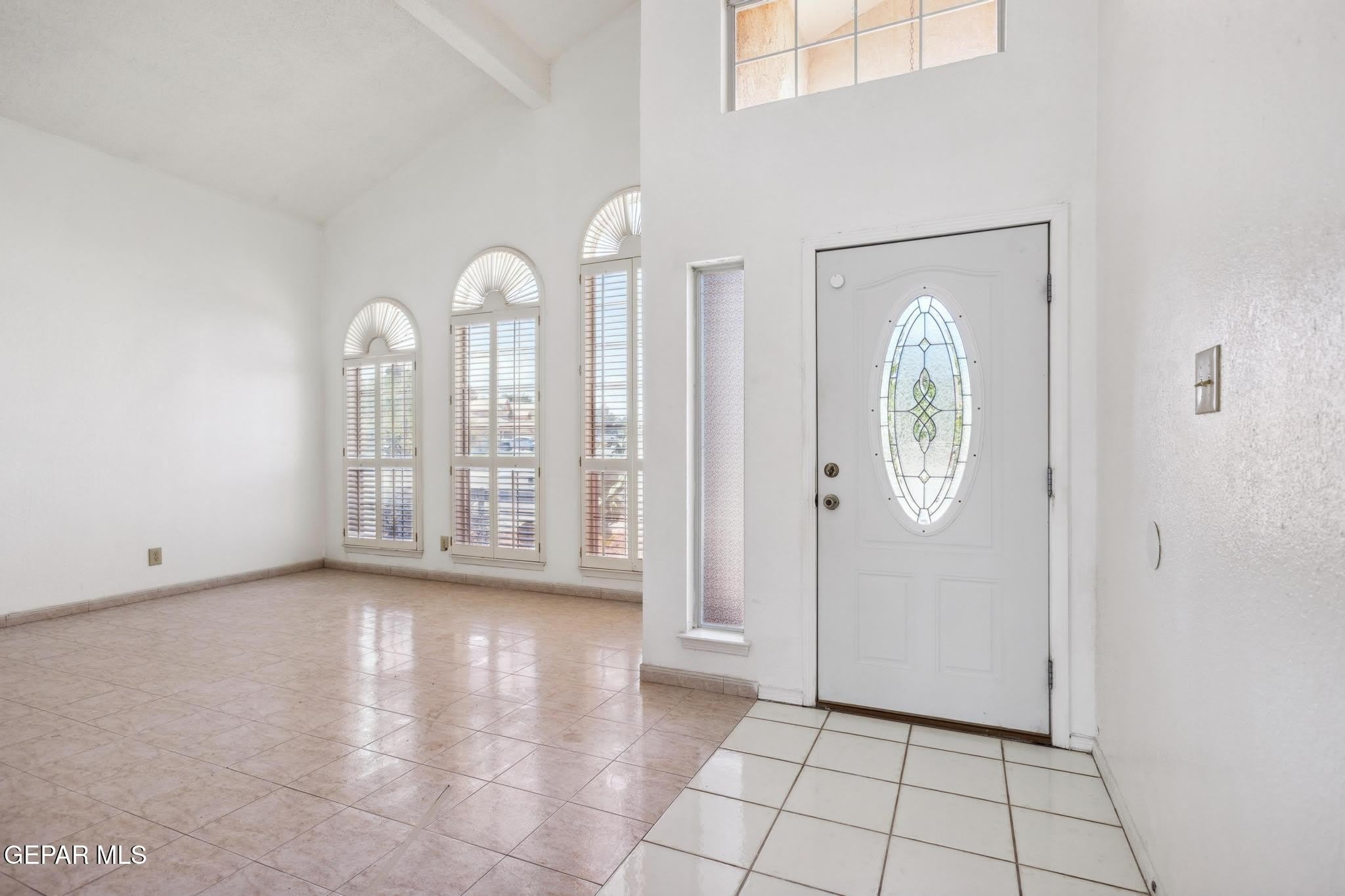 11648 LAKE ERIE Drive – photo 3