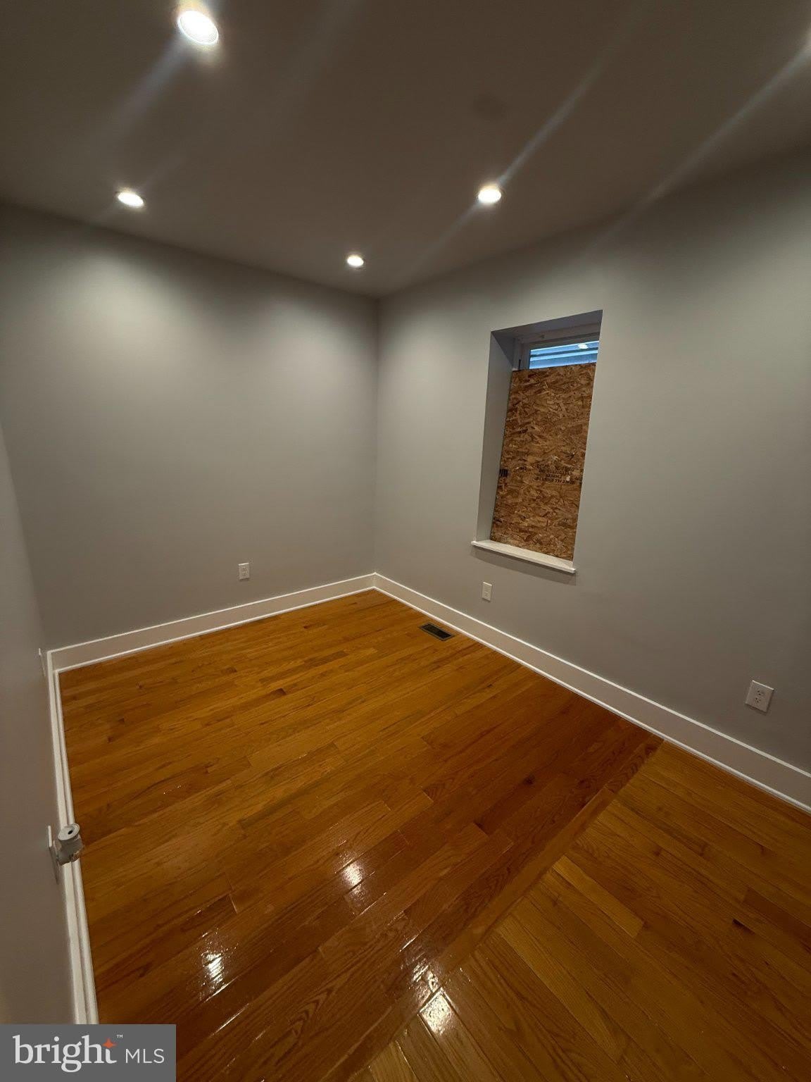 713 N 16TH Street – photo 5