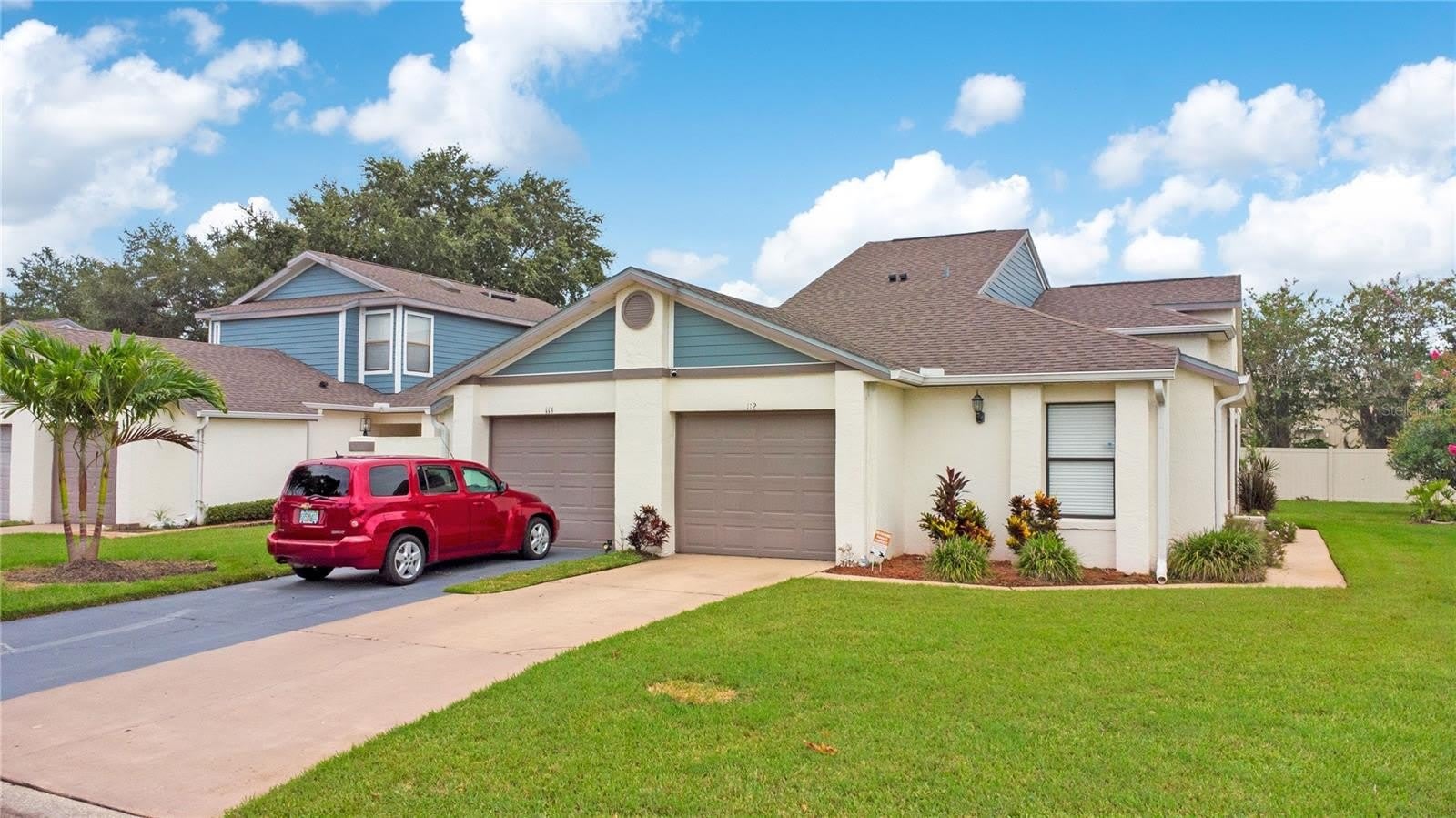 112 LAKEPOINTE Circle – photo 2