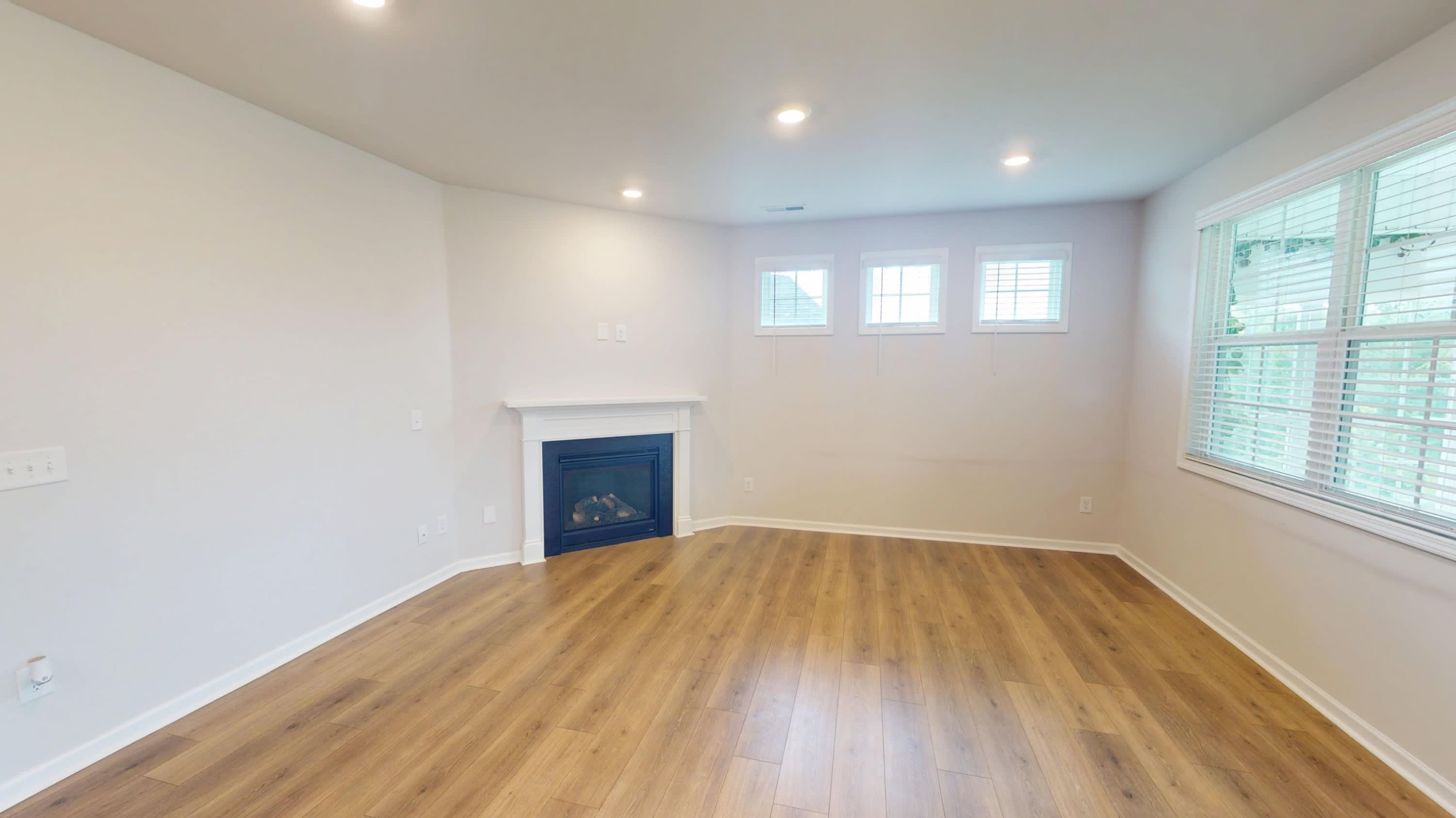 4415 Sapphire Court – photo 4