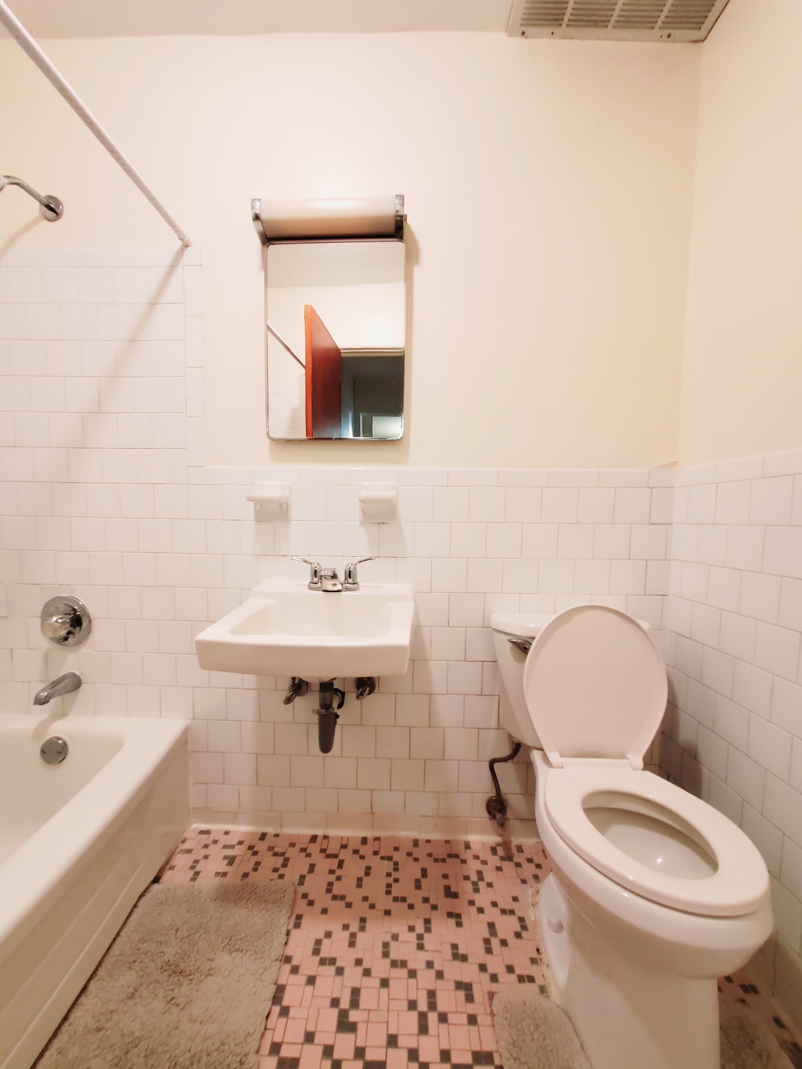 960 Hope Street – photo 3