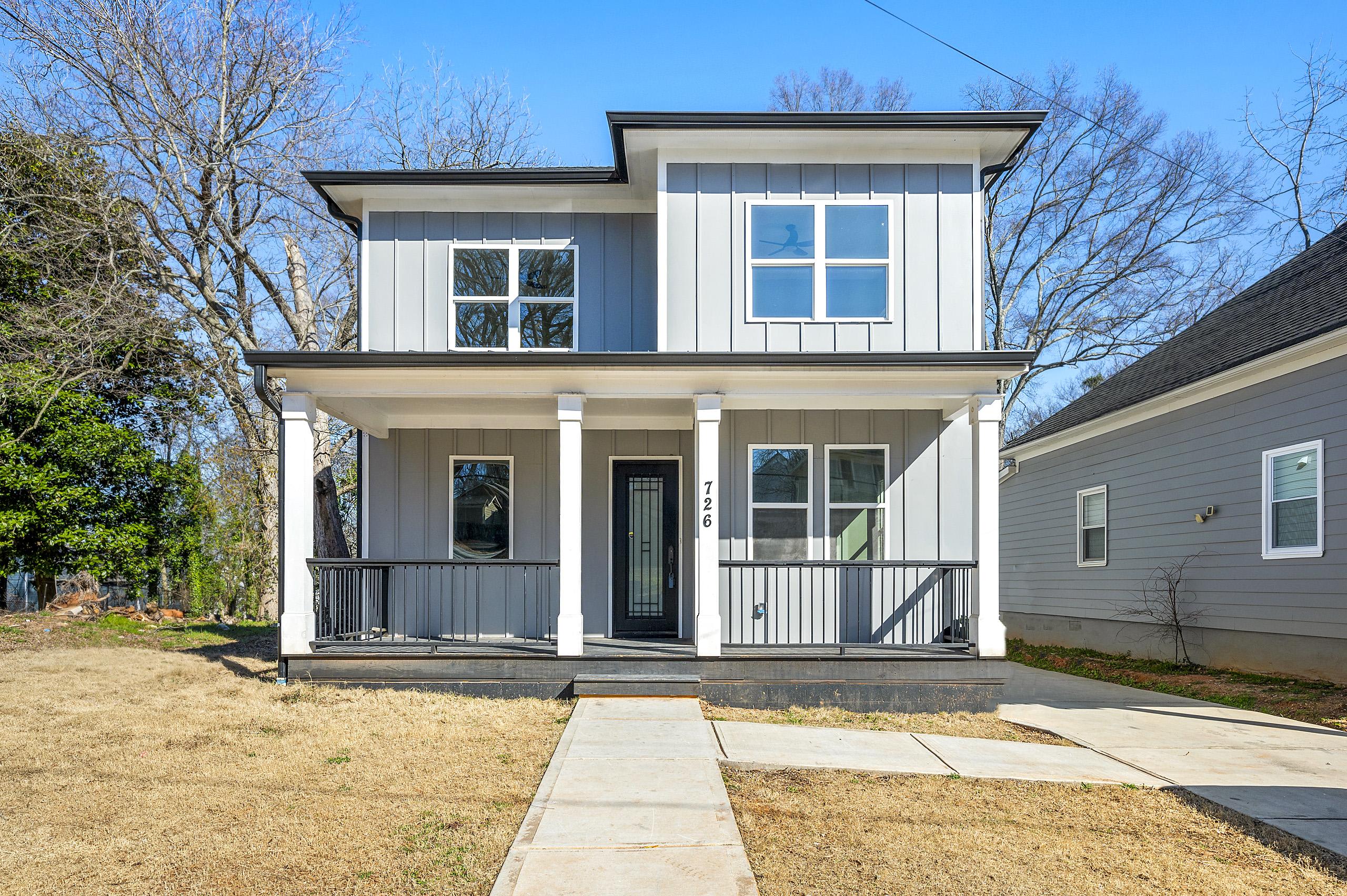 726 Windsor Street Southwest – photo 1