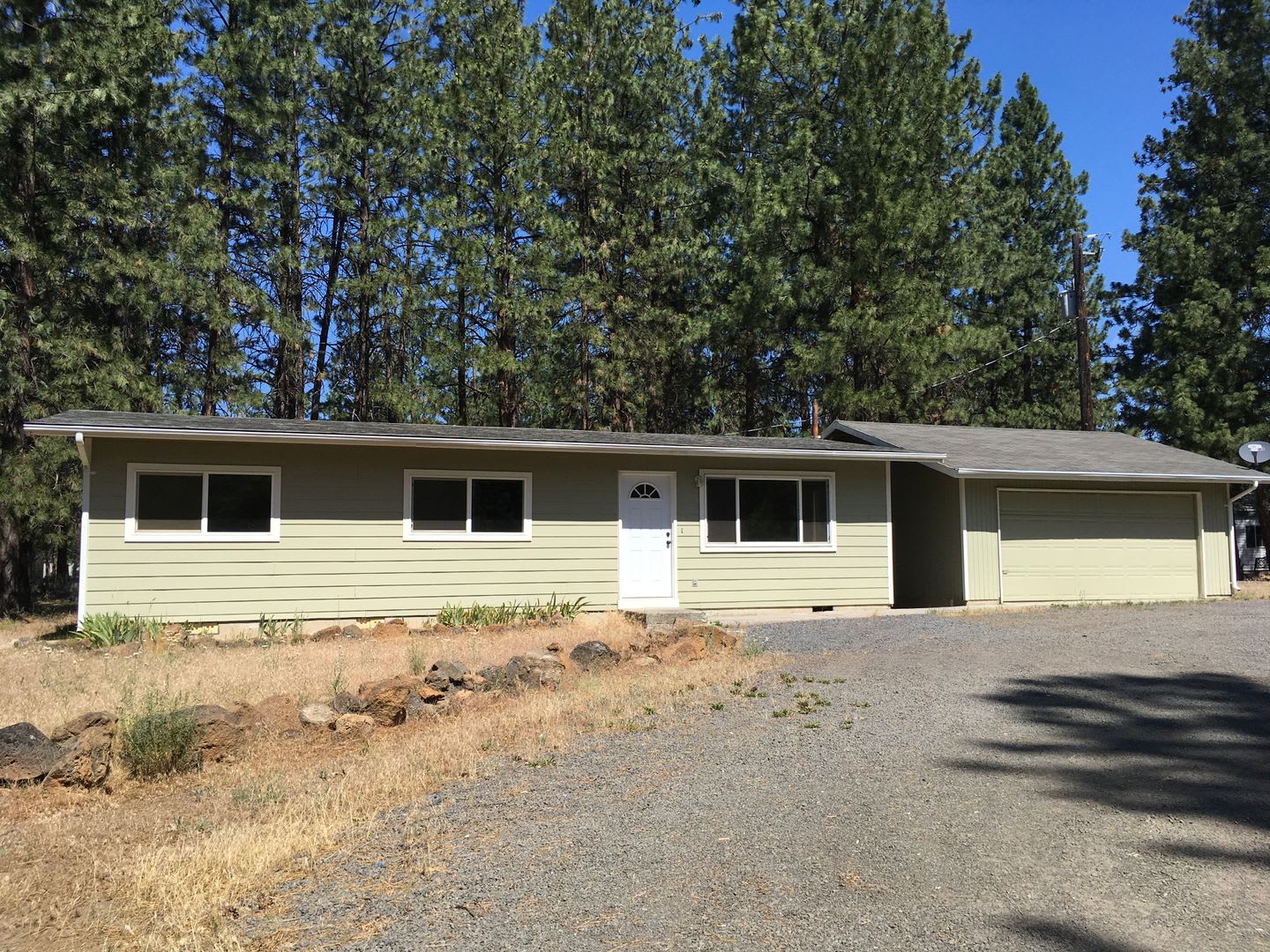 Hide Away Home on Large Lot 60149 Cheyenne Rd, Bend OR 97702 – photo 1