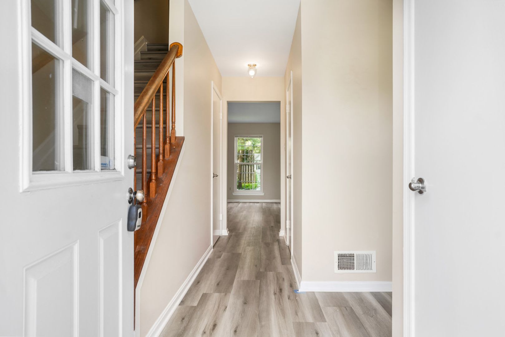 SPACIOUS 3 BEDROOM 2.5 BATHROOM TOWNHOME IS IMMEDIATELY AVAILABLE IN OLNEY – photo 4