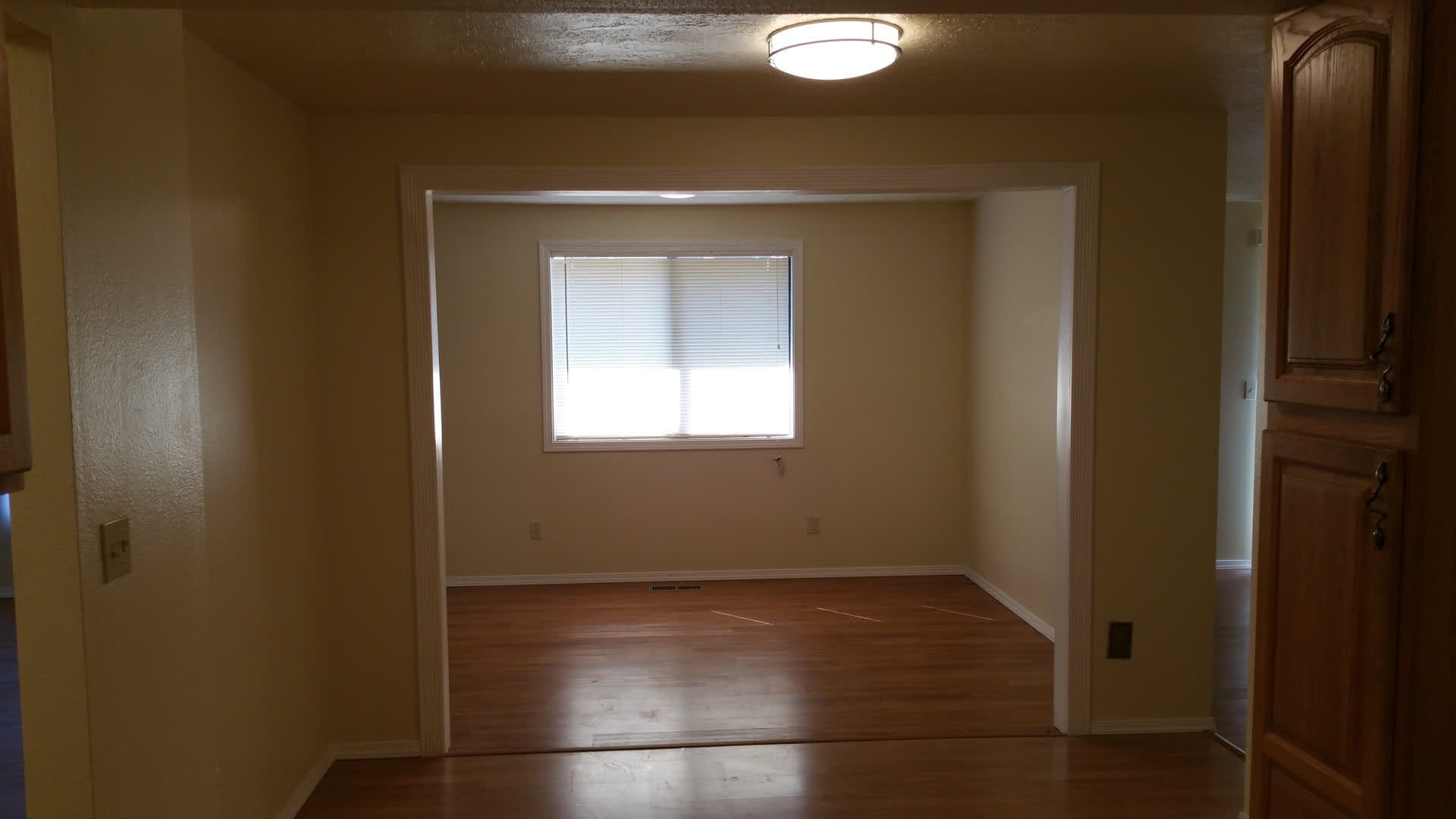Beautiful 3 Bedroom, 2 bathroom House in Great Quiet Neighborhood. – photo 5