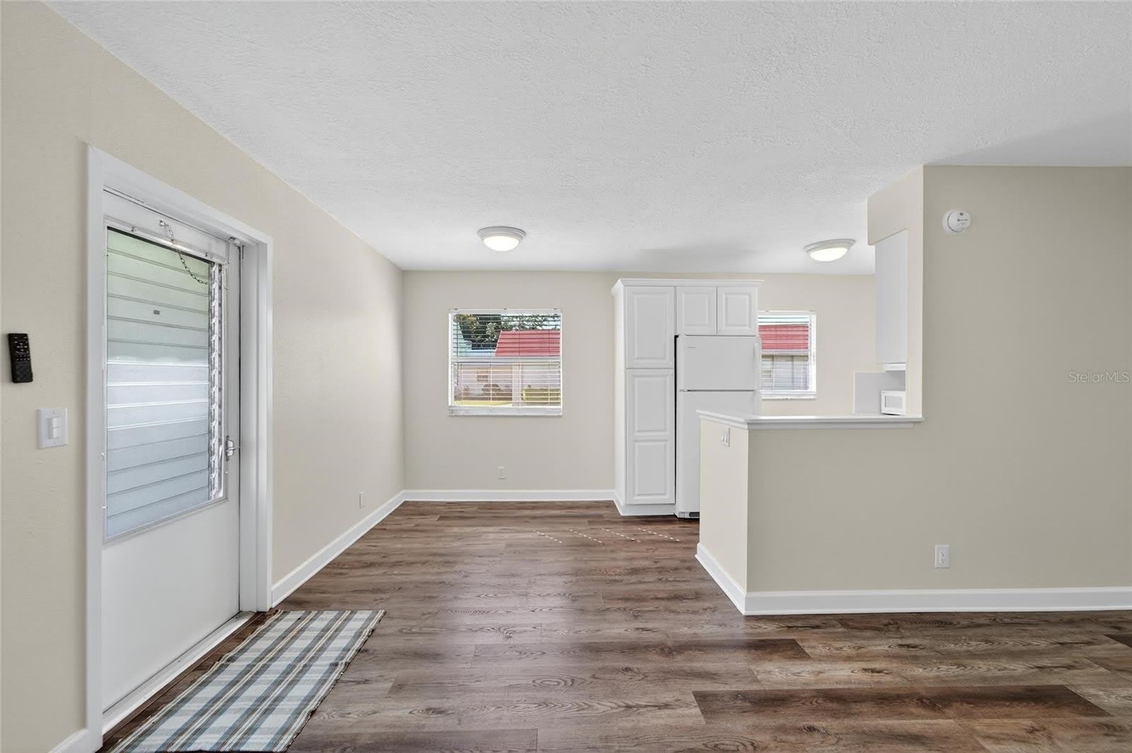 1802 BEDFORD Lane – photo 5