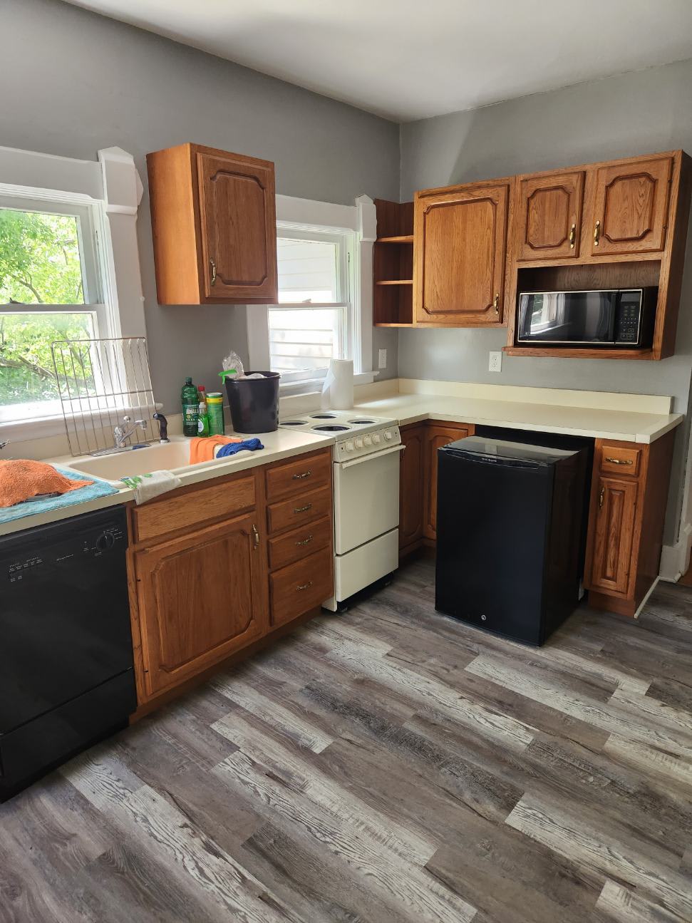 632 E Seminary St – photo 1