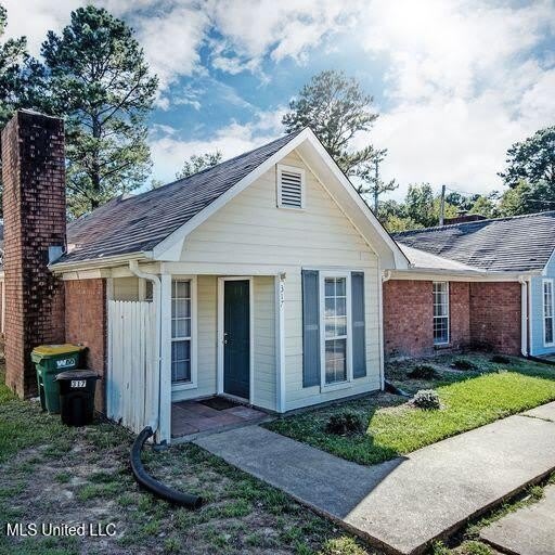 317 Peach Orchard Drive – photo 2