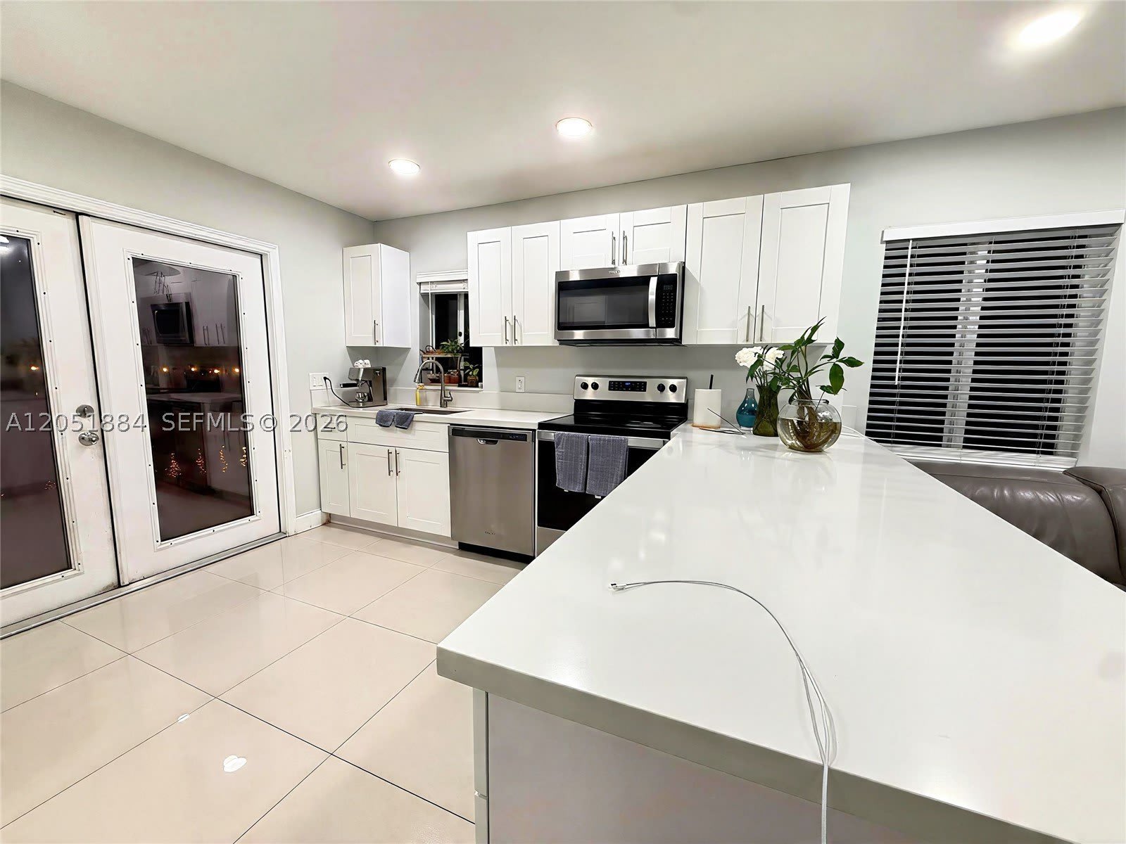 6362 Southgate Blvd – photo 5