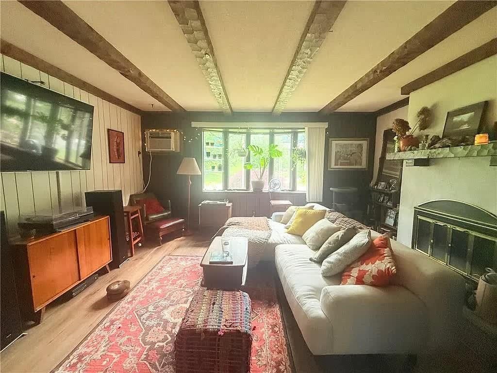 35 Brookdale Street – photo 5