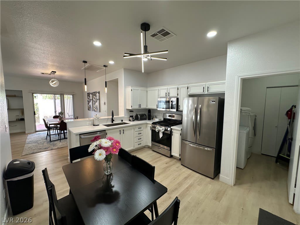 9825 Garamound Avenue – photo 3