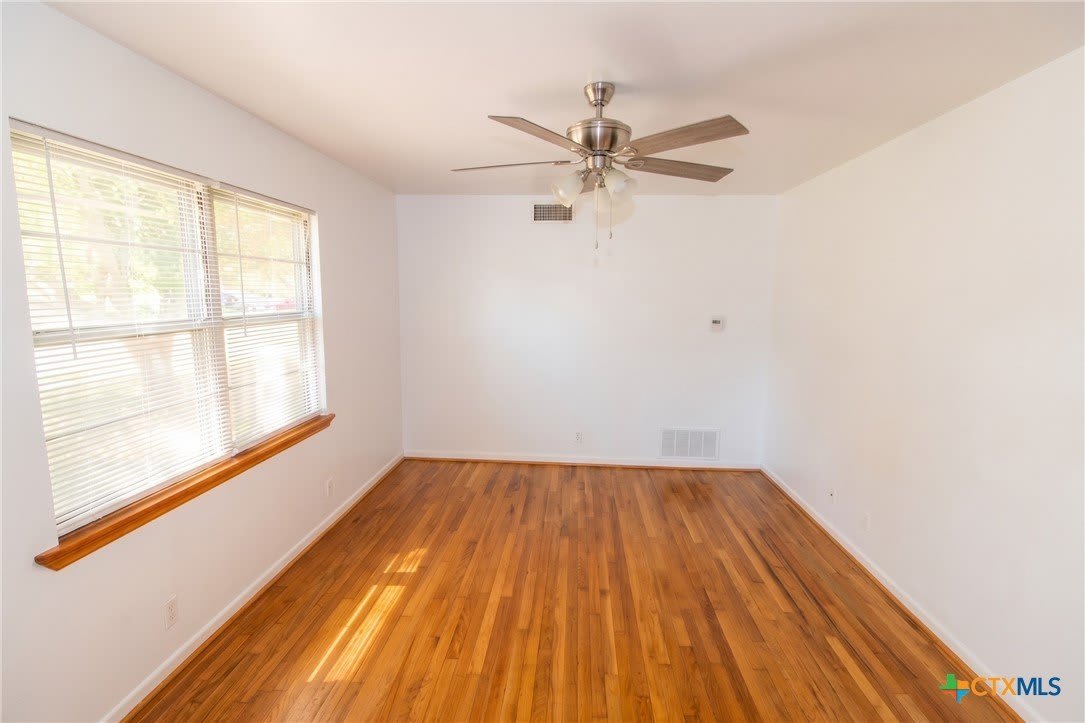606 S 3rd Street – photo 5