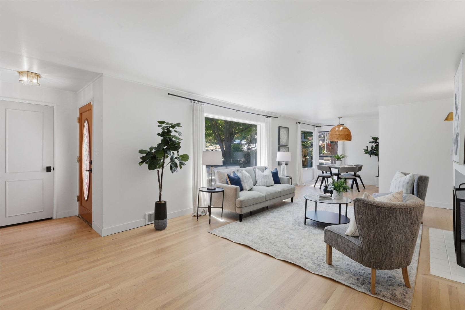 3Bd/2Ba Seattle Home – photo 5