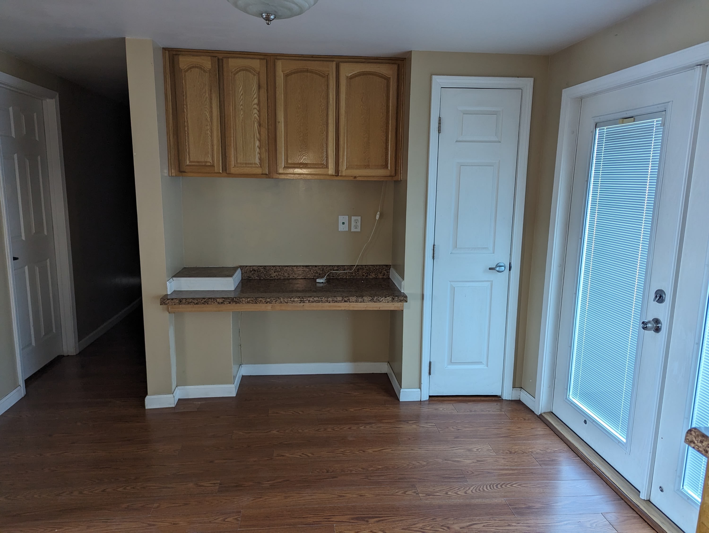 613 Cusick – photo 3