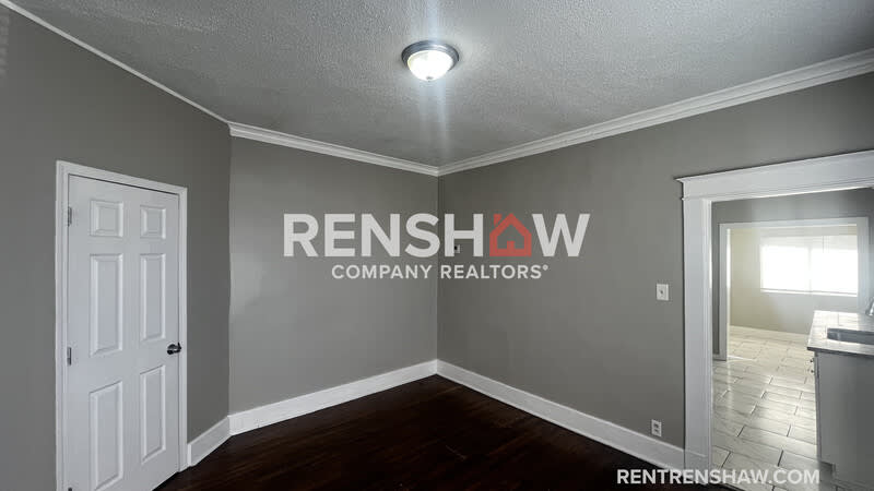 1423 Lyndale Ave – photo 5