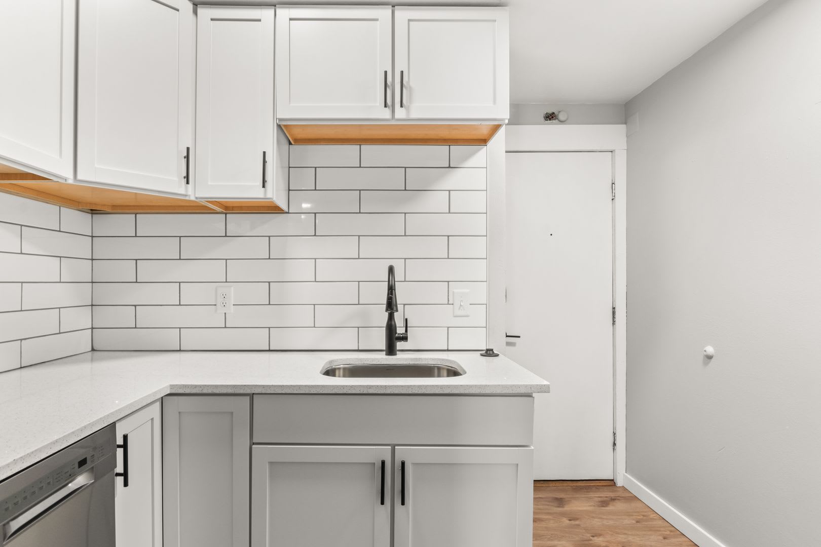 1216 Williamson St – photo 3