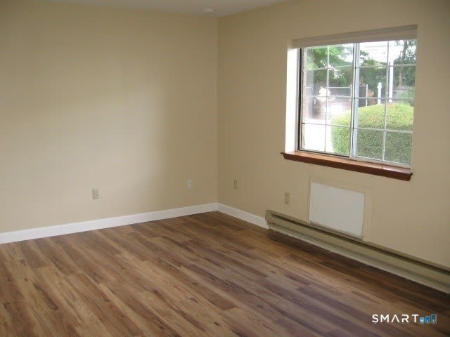 975 Meriden Road – photo 3