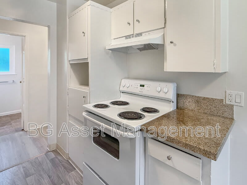 1938 Ethan Way – photo 3