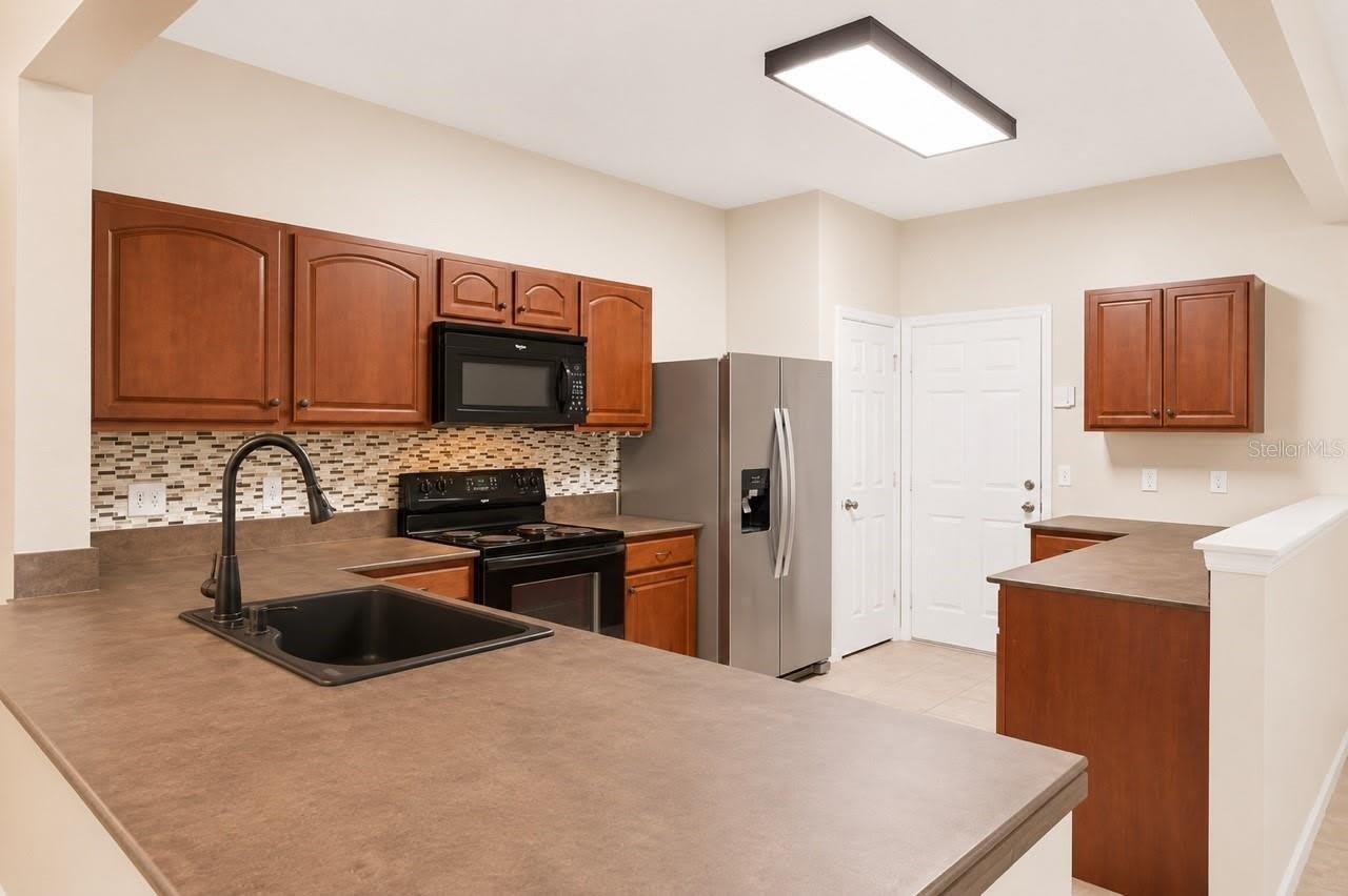 2561 GALLIANO Circle – photo 5