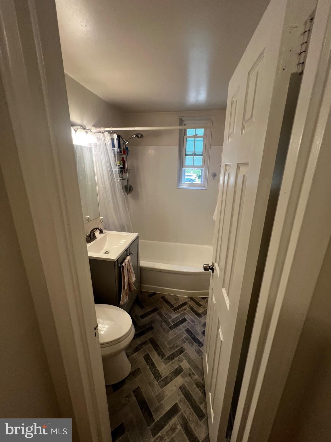222 N GEORGE MASON Drive – photo 4