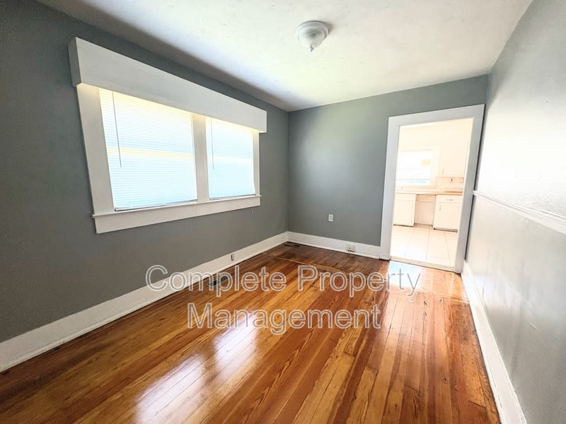 8149 1St Avenue South – photo 5
