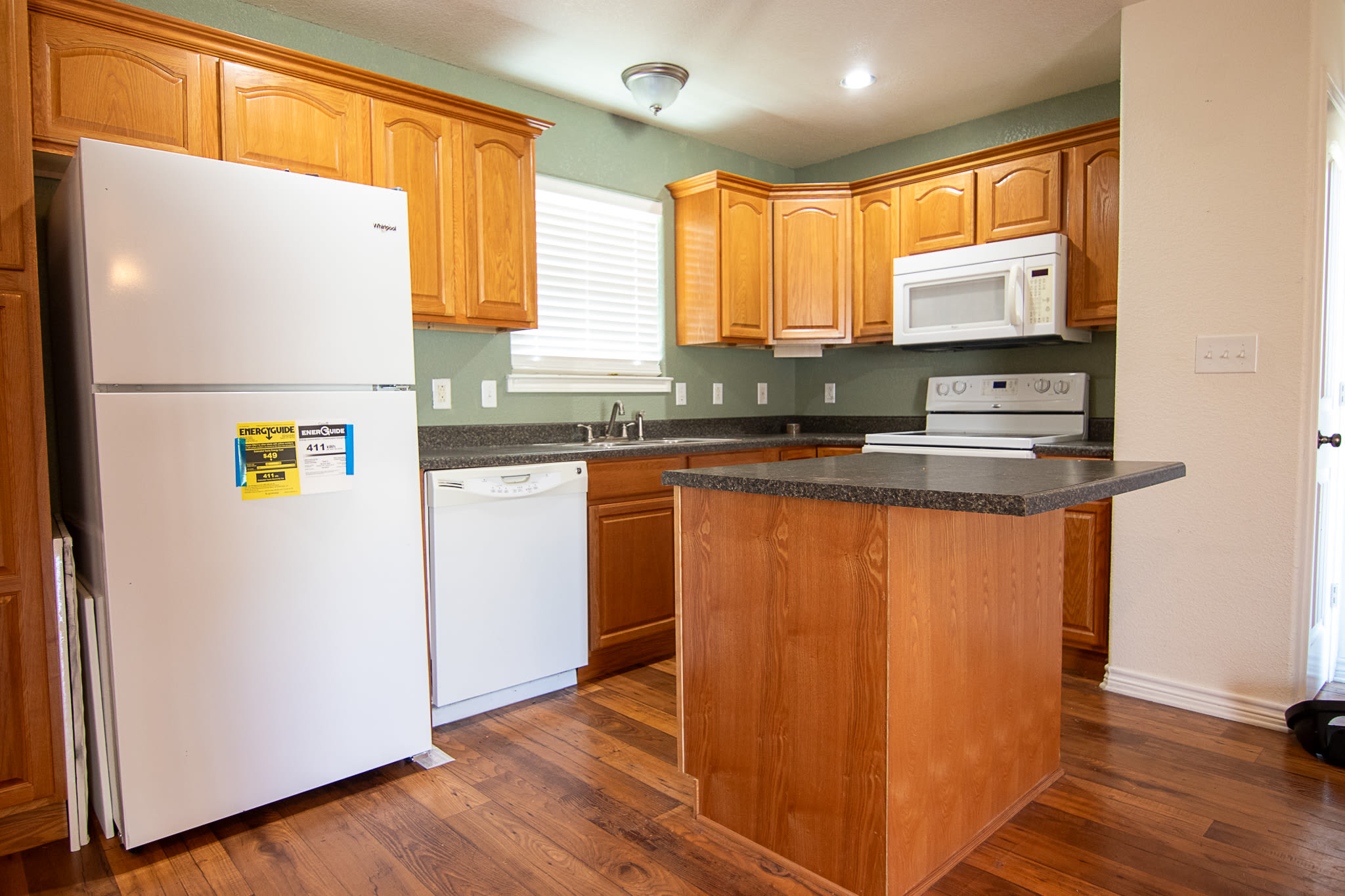 655 Mitchell Street – photo 2
