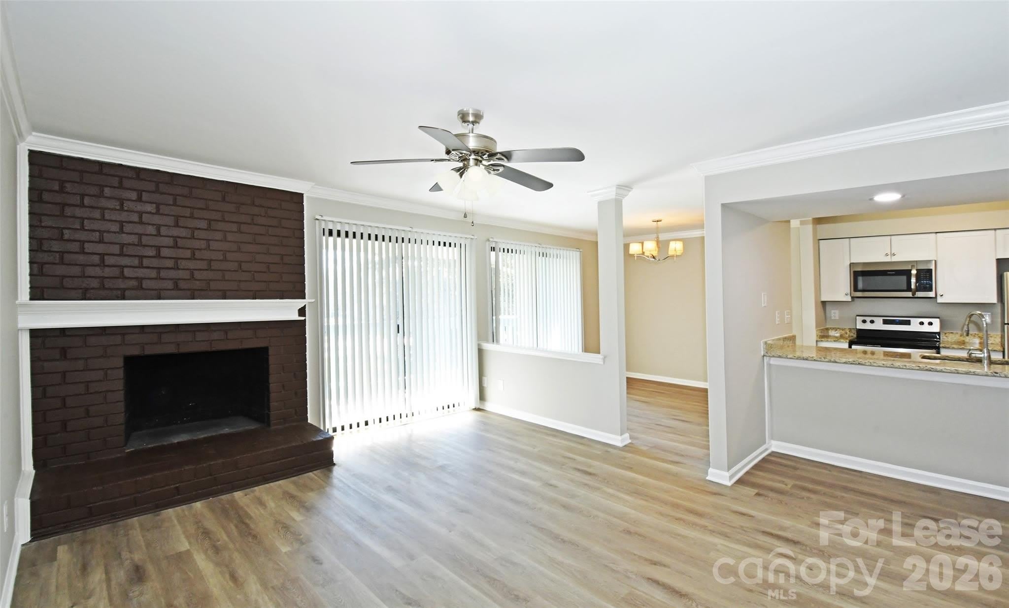 11185 Harrowfield Road – photo 2