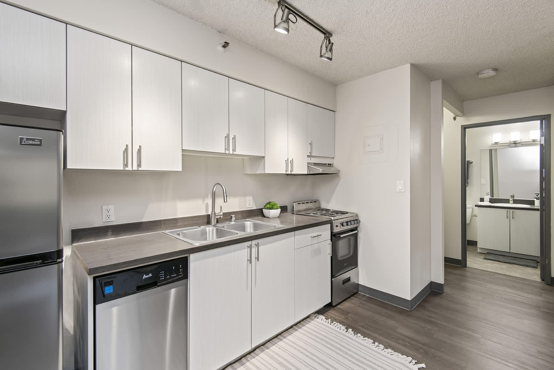 The Orion Apartment Homes – photo 4