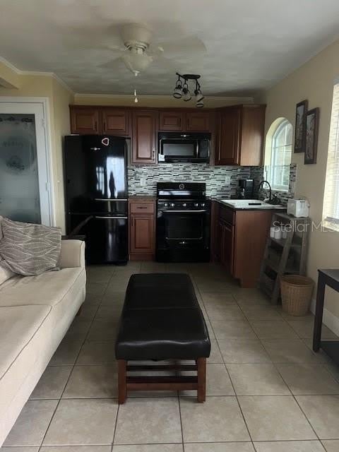 195 MAE Street – photo 4