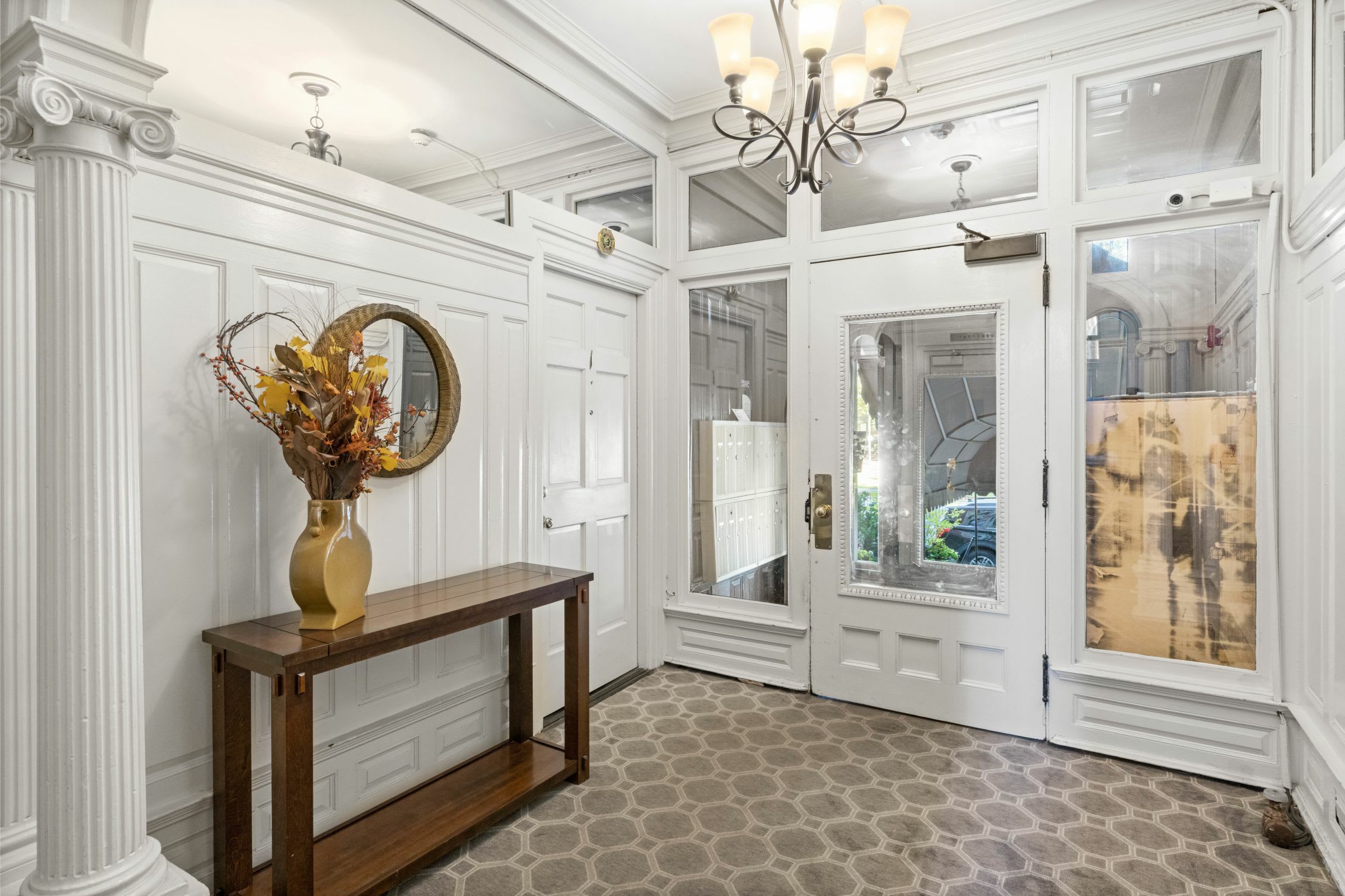 386 Commonwealth Avenue – photo 5
