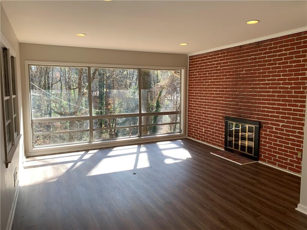 1203 Biltmore Drive Ne – photo 2