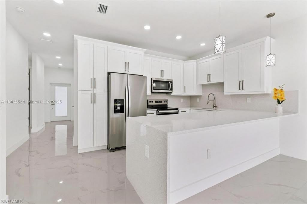2516 Park Rd – photo 4