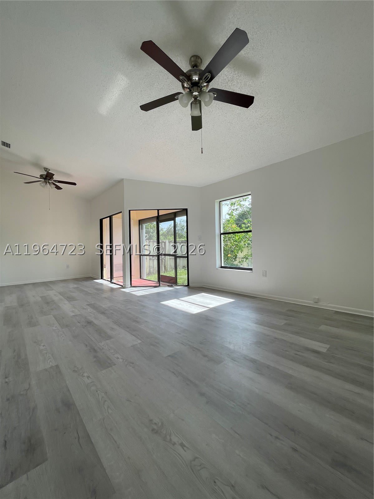 1210 San Remo Cir – photo 5